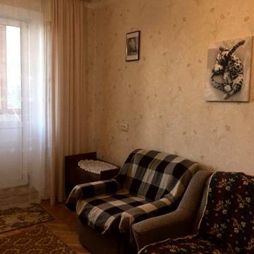 Аренда 2х ком. квартиры возле метро Нивки