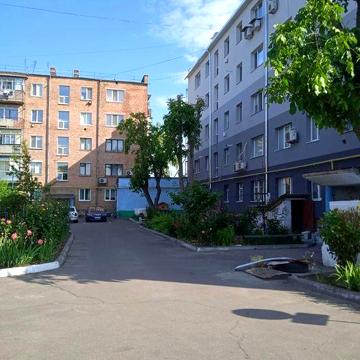 Продам трьох кімнатну квартиру в центрі міста
