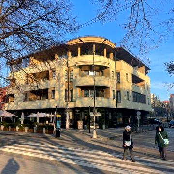 Продається простора квартира в центрі Ужгорода!