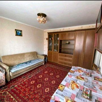 Продаю однокімнатну квартиру вул. Традиційна меблі техніка гарний стан