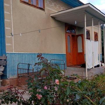 Продається дім в карпатах