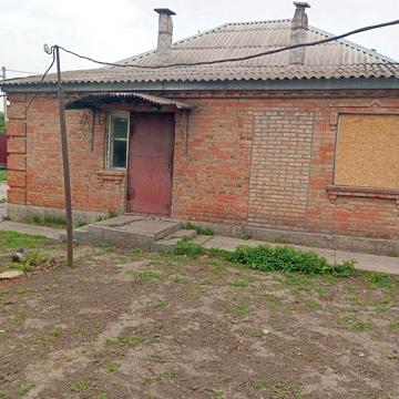Продам будинок з великим гаражем або обмін на квартиру