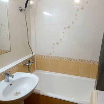Оренда трьохкімнатної квартири богунія вул. Гречки