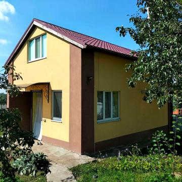 Продам будинок з земельною ділянкою
