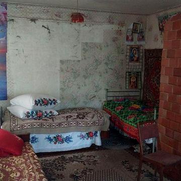 Продаєть будинок