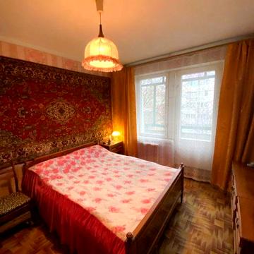 ЧЕРНИГОВ ПРОДАЖА 2 х КОМ. КВ -РЫ с Мебелью  3 / 5  , Красногвардейск