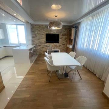 Генератор є ! ЖК Ліко-град, вул. Симоненка, 5, чудова 4 к.кв. 199 кв.м