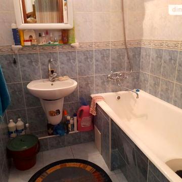 Продажа 2к квартира вул. Академічна