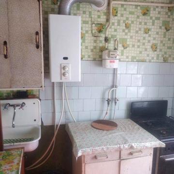 Продается двух комнатная квартира.