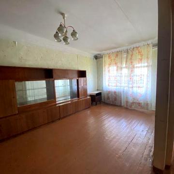 Продаж 2-х кімнатної квартири. 20-квартал.  Вулиця  Ватутіна.