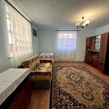 Підзамче вул.