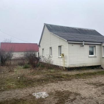 Продаж будинка з великою земельною ділянкою селище Пісківка