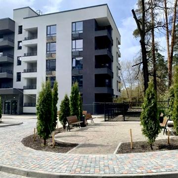 Квітки Цісик вул. (Гамарника), 32