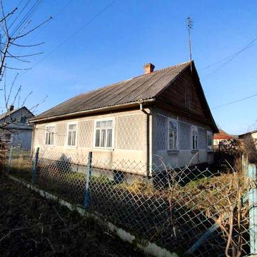 Доступна ціна! Газифікований житловий будинок в районі лісоторгового