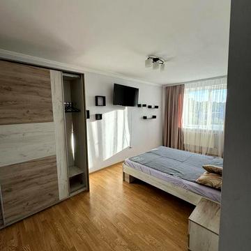 Здається 3х кімнатна квартира в м. Кіцмань в центрі (р-н лікарні)