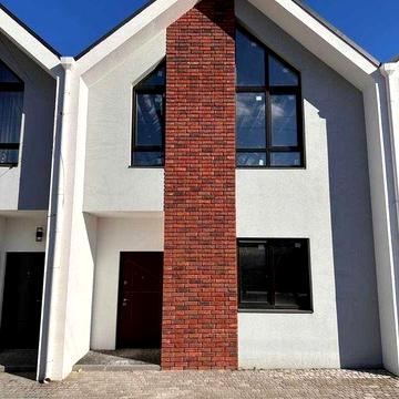 Продам таунхаус в стилі сканді. є газ. готові документи. іпотека так !