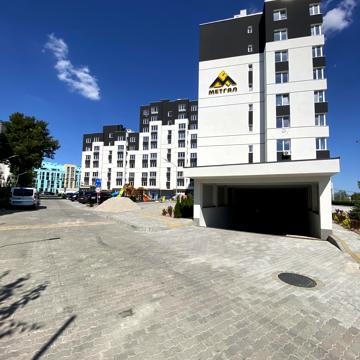 Карла Мікльоша вул., 19