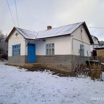 Будинок, дача, земельна ділянка