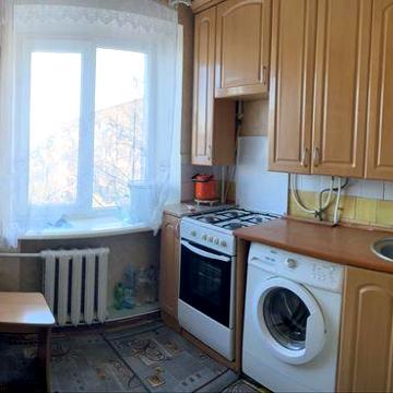 Затишна 3 кімнатна квартира