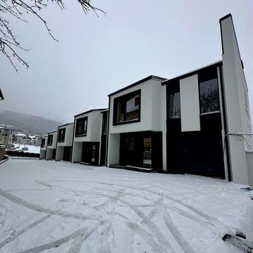 Продається таунхаус в місті Яремче