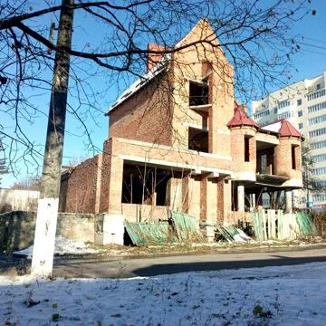 Будинок в центрі Камянця-Подільського зручне росташування