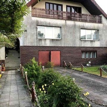 Будинок. Продаж будинку в селі Руські Комарівці