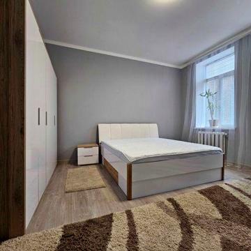 Продається кв. 2-рівні 96м.кв. Хороша інвестиція для здачі в оренду.