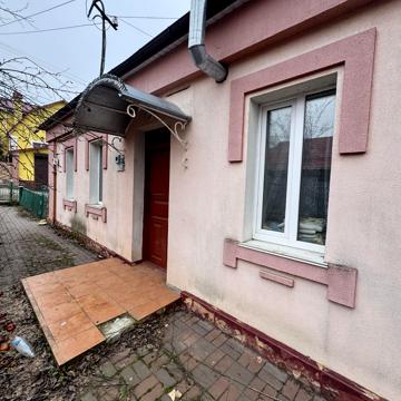 Польова 28/1