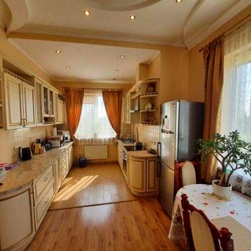 Аренда дома в коттеджном городке, лес, озеро, Житомирское