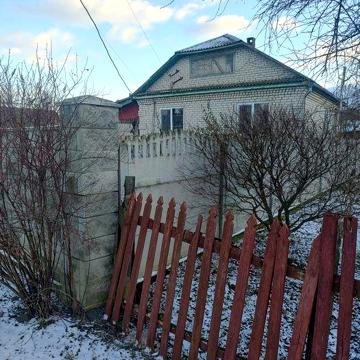 Будинок з усіма зручностями та приватним озером