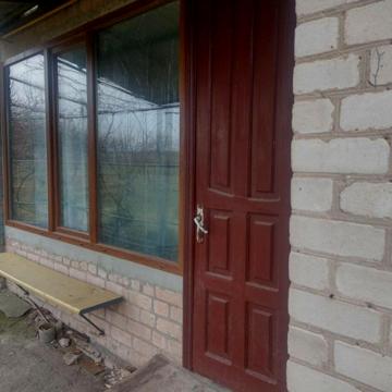 Захисників України, 61