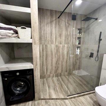 Продаж 1к квартири 45 кв м Вишенька / Одеська, 3 ЖК Барський