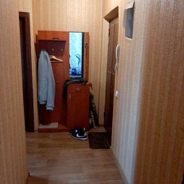 Продам 2х комнатную квартиру. Ул. Молодгвардейская