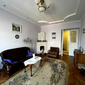 Продаж 3-х кім. квартири в австрійському будинку по вул. Раппапорта