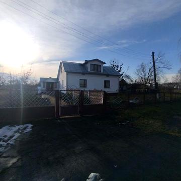 Продаж житлового будинку в селі + город
