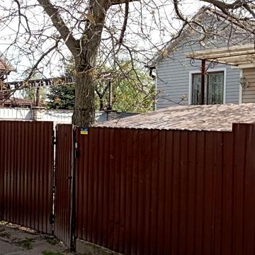 Богатирська вул., 42
