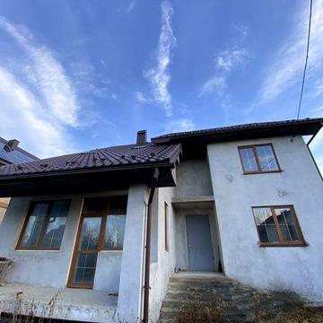 Продаж будинку у Івано-Франківську (Опришівці)