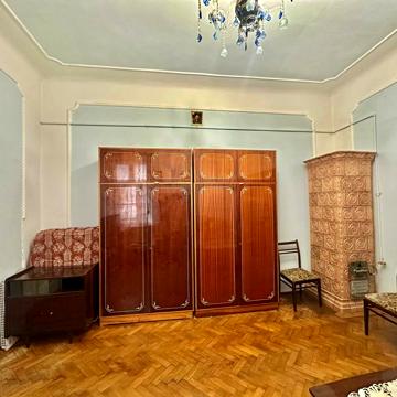 Софії Яблонської вул. (), 24