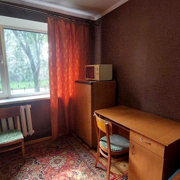 Продам 1 кімн. квартиру в районі зупинці Аврора ЖК -