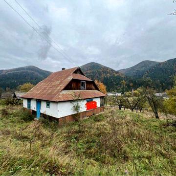 Продаж житлового будинку і земельної  ділянки село Татарів