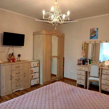 Продам 2 км кв, по прстанові , низький поверх, рн Майзлі