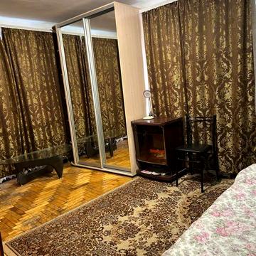 1 кімнатна квартира у центрі
