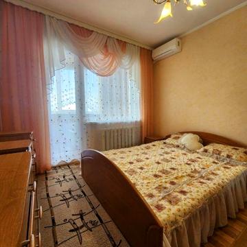 Квартира в районі ДНС
