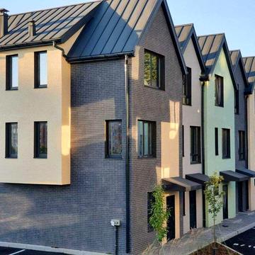 Продається затишний таунхаус із 4 спальнями у готовому комплексі!