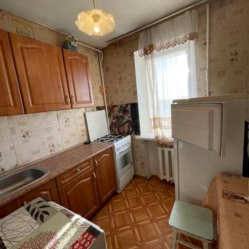 Довгострокова оренда 1к Квартира Євгена Танцюри (Генерала Петрова) вулиця