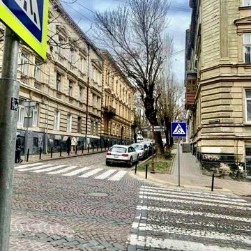 Термін. 2 кім. Дорошенка