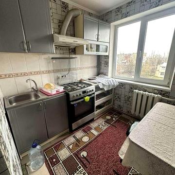 В Продажу 3 к к на Карпенка в житловому стані