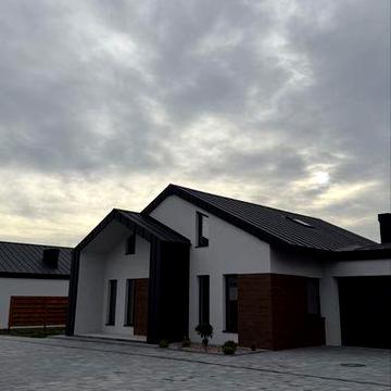 Продаж 2 поверхового будинку і ділянкою 5 соток, 190 кв. м, 4 кімнати