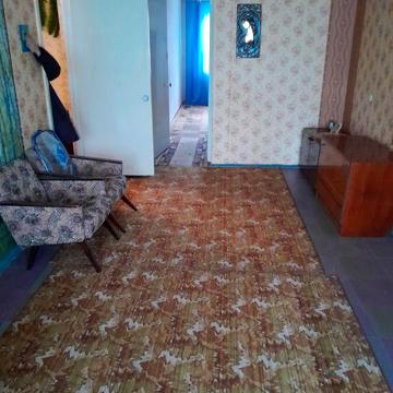 Продам дво-кімнатну квартиру,  ціна договірна