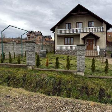 Продаж будинку в місті Мостиська